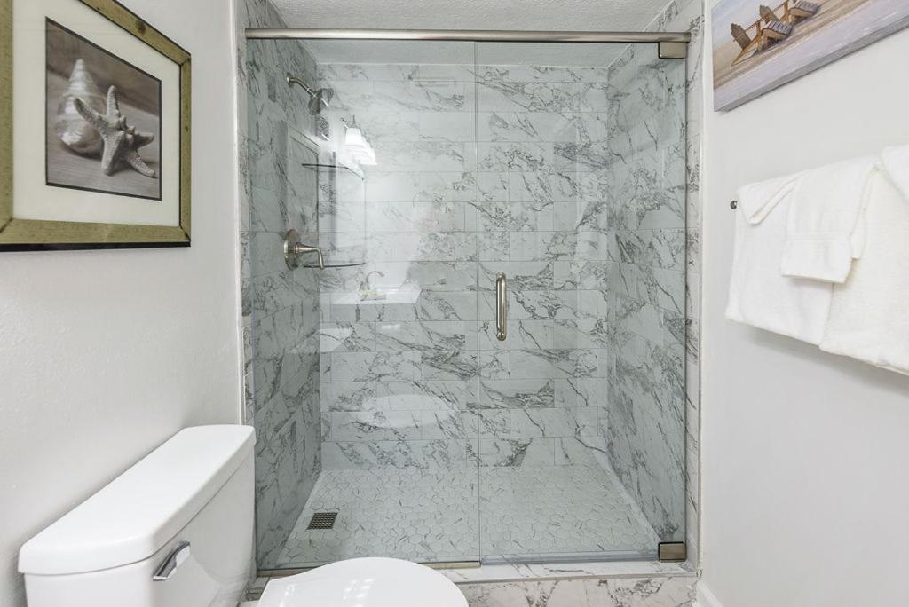 Island Winds East 408 By Albvr - Gorgeous Condo With Million Dollar Views In The Best Location On The Beach Gulf Shores Luaran gambar